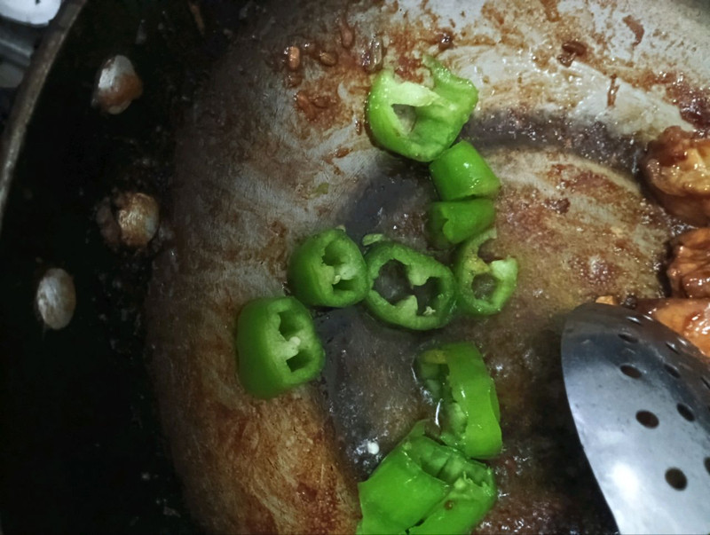 卤鸡腿
