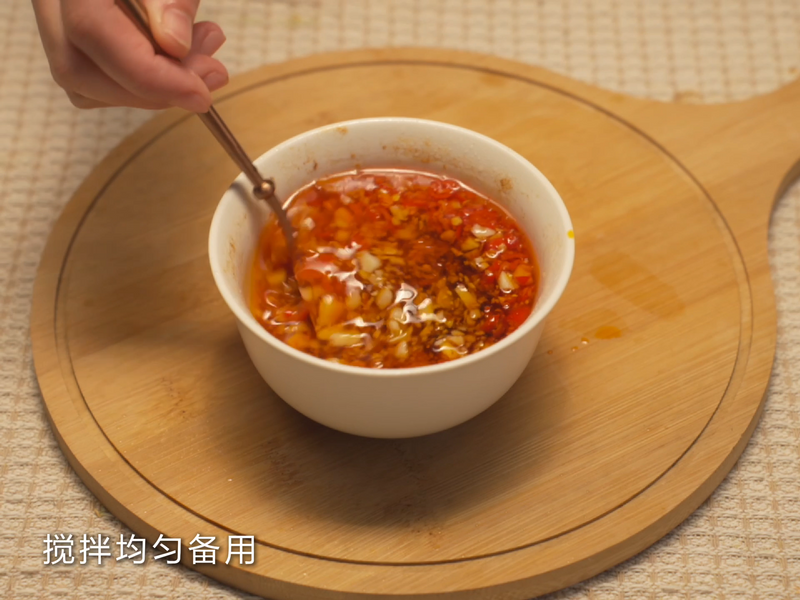 这道蒜泥白肉谁还没吃过？清爽不腻真的很下饭~