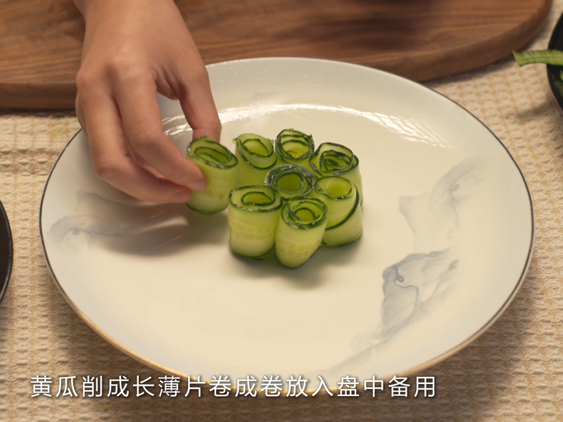 这道蒜泥白肉谁还没吃过？清爽不腻真的很下饭~