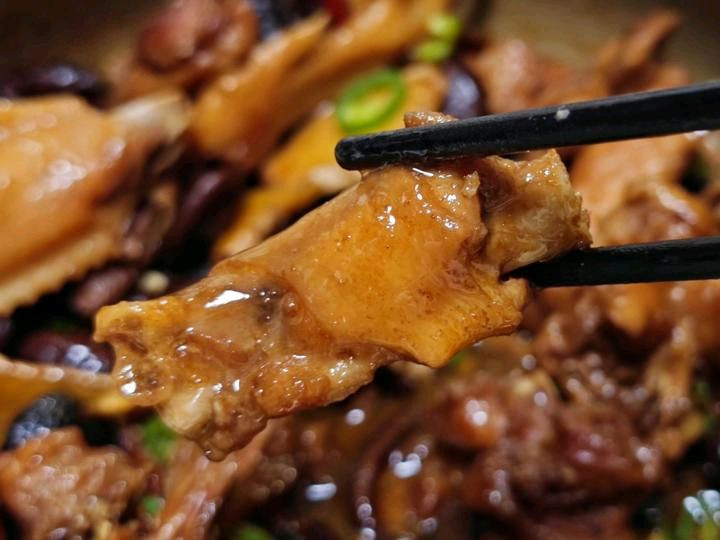 香菇鸡煲