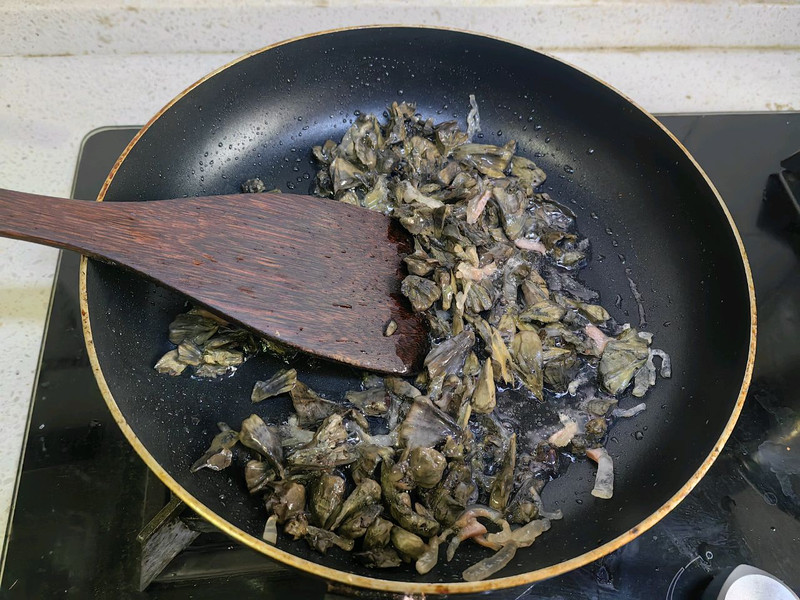 菌中贵族—干巴菌