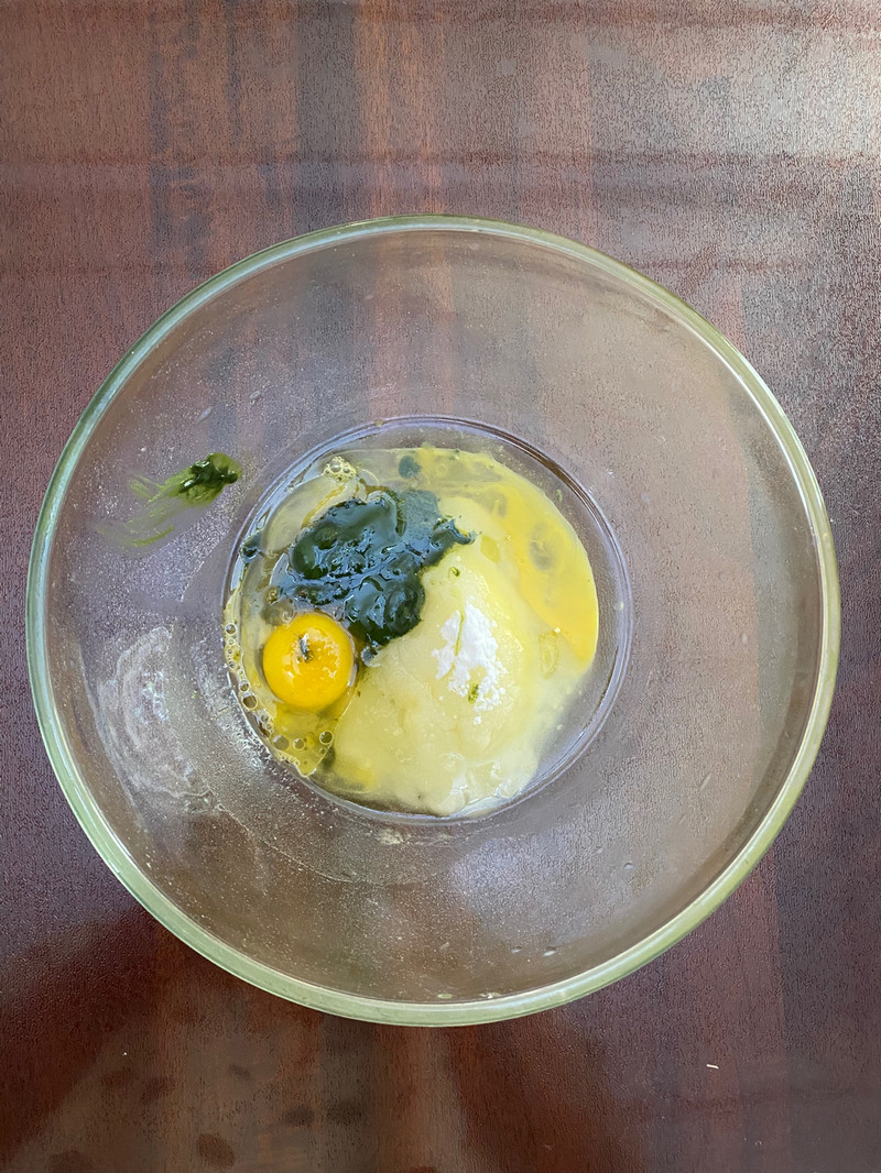 开心果霸霸月饼—酥香掉渣，越嚼越香！
