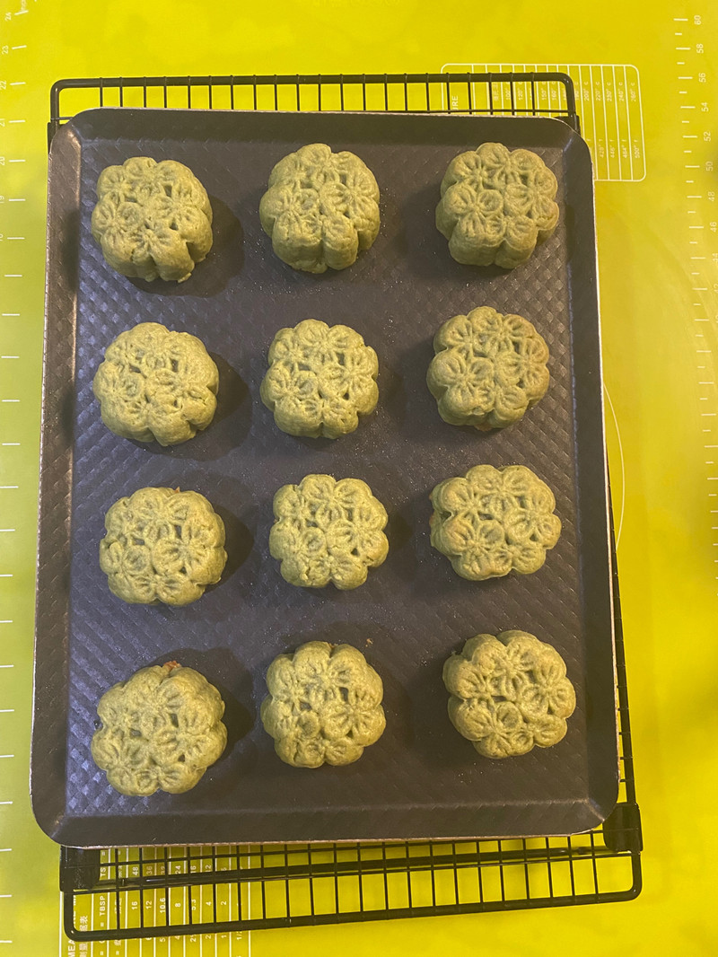 开心果霸霸月饼—酥香掉渣，越嚼越香！