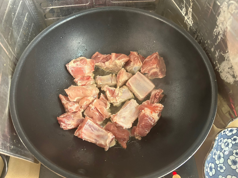 夏日限定：开胃的黄皮焖排骨