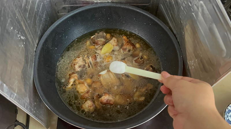 夏日限定：开胃的黄皮焖排骨