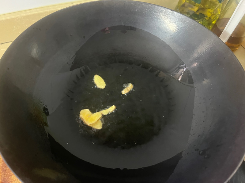 鹿茸菇炒肉
