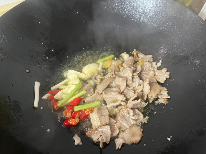 鹿茸菇炒肉