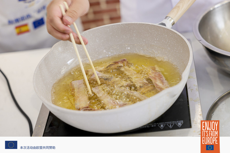 酸甜开胃的家常菜：柠檬仔排