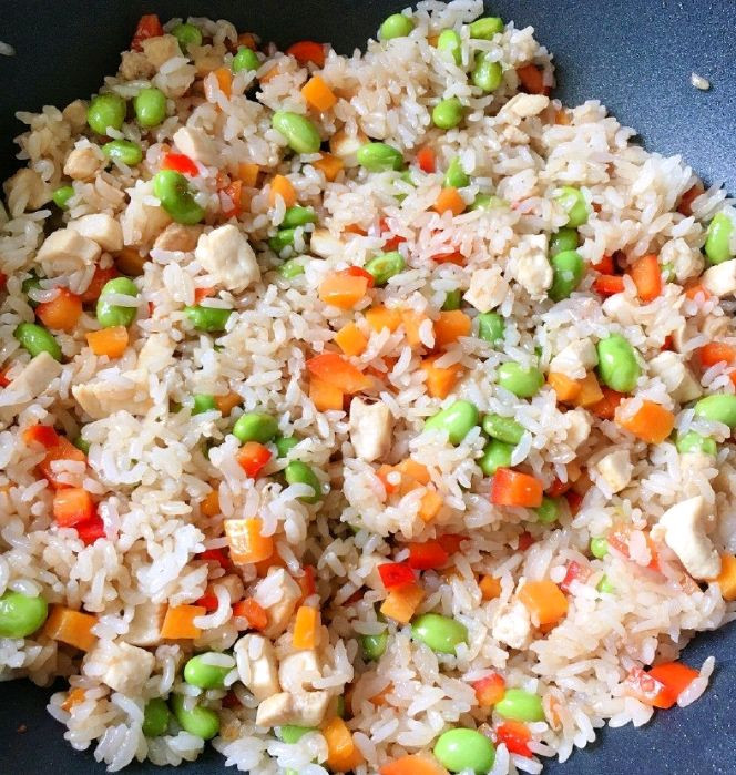 鸡肉炒饭 鸡肉炒饭