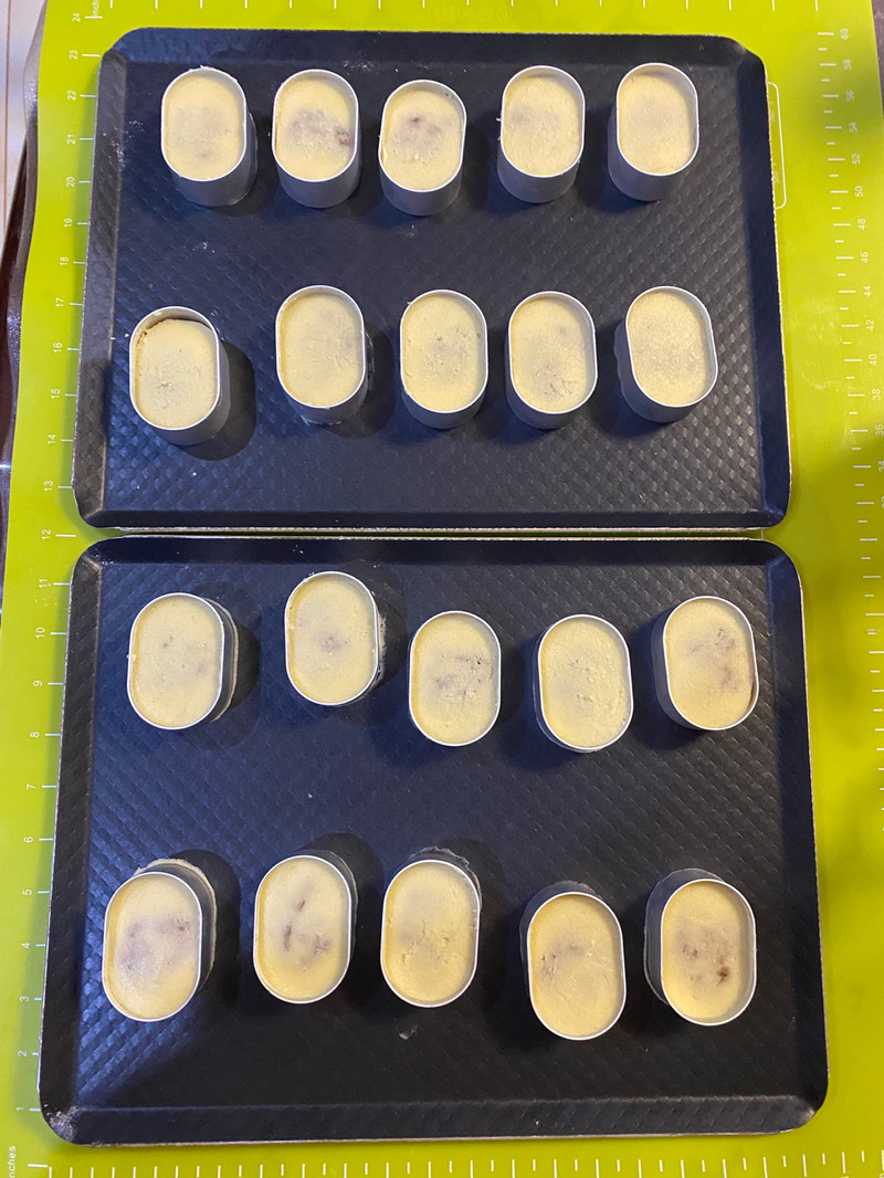 凤梨酥—凤梨界的爱马仕，外酥里软，酸甜拉丝！