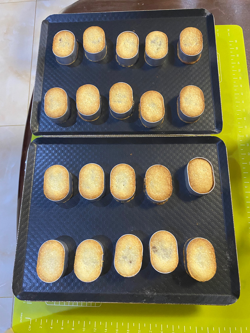 凤梨酥—凤梨界的爱马仕，外酥里软，酸甜拉丝！