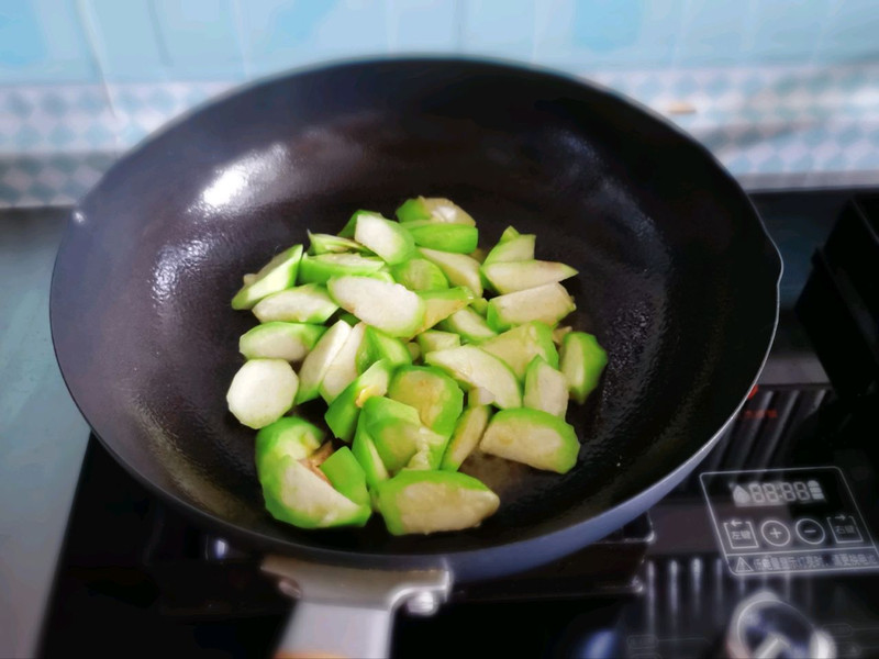 丝瓜豆腐瘦肉汤