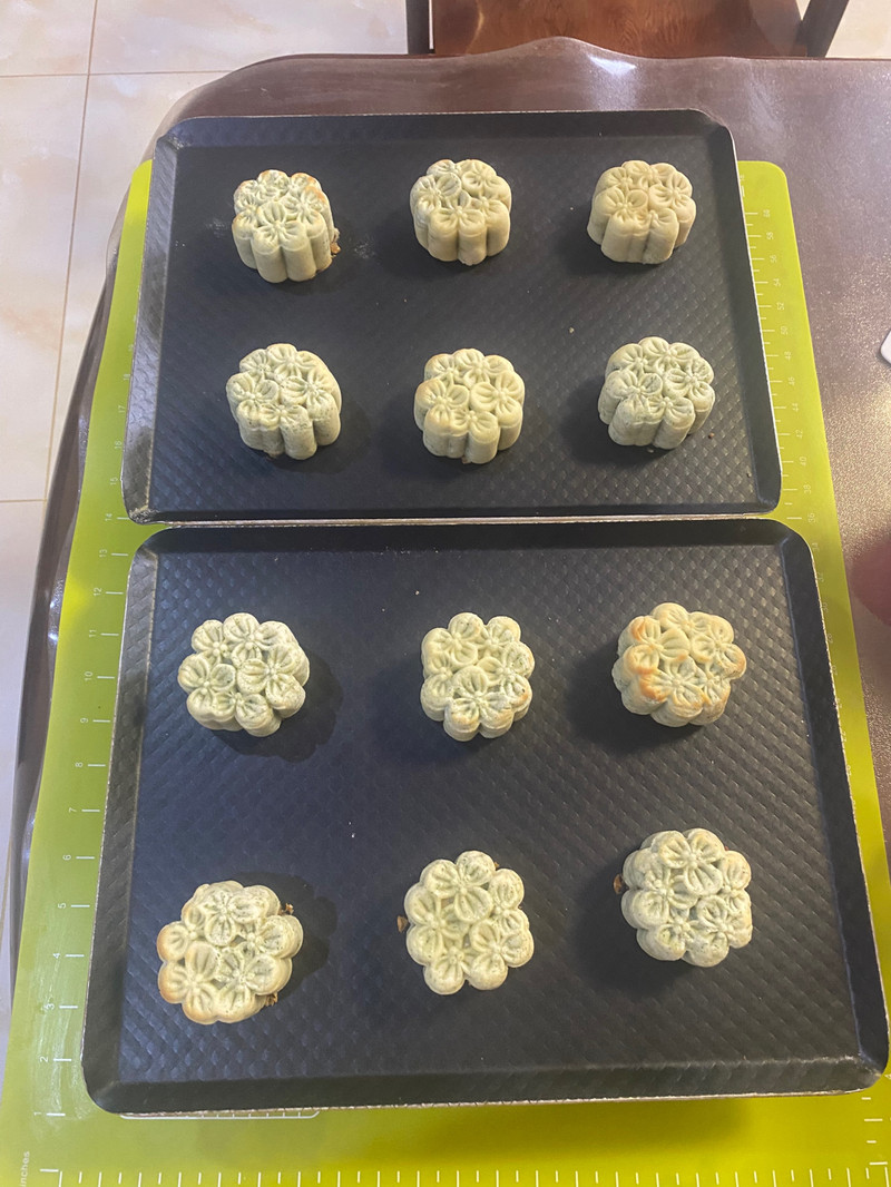 双酥海苔腰果月饼—酥到掉渣，好吃停不下来！