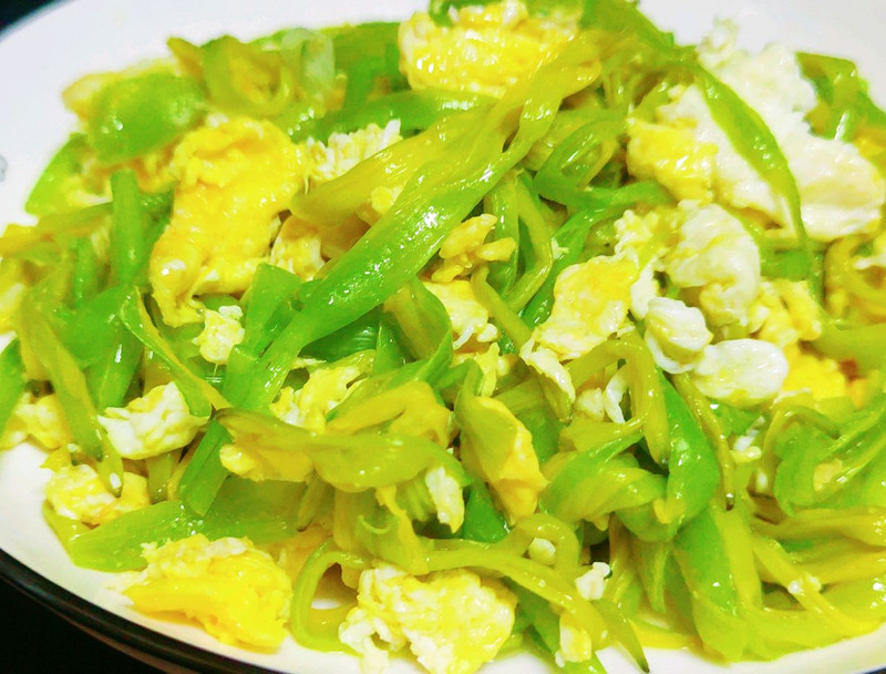 黄花菜炒鸡蛋