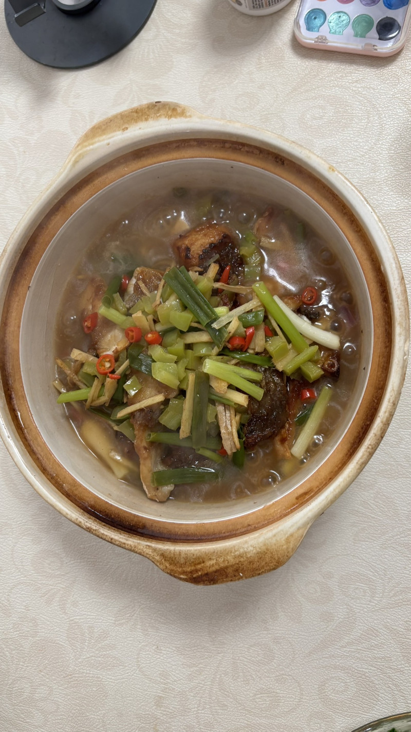 砂锅焗鲈鱼