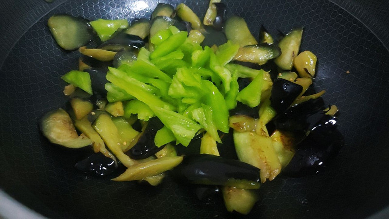 蒜辣豆豉烧茄子