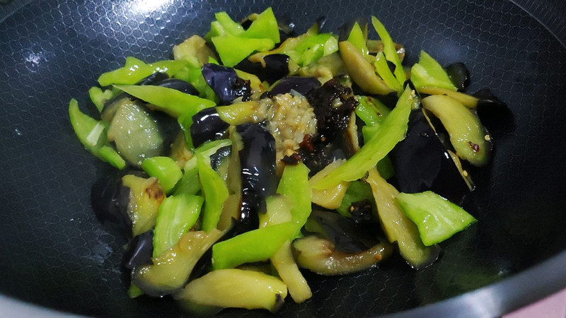 蒜辣豆豉烧茄子