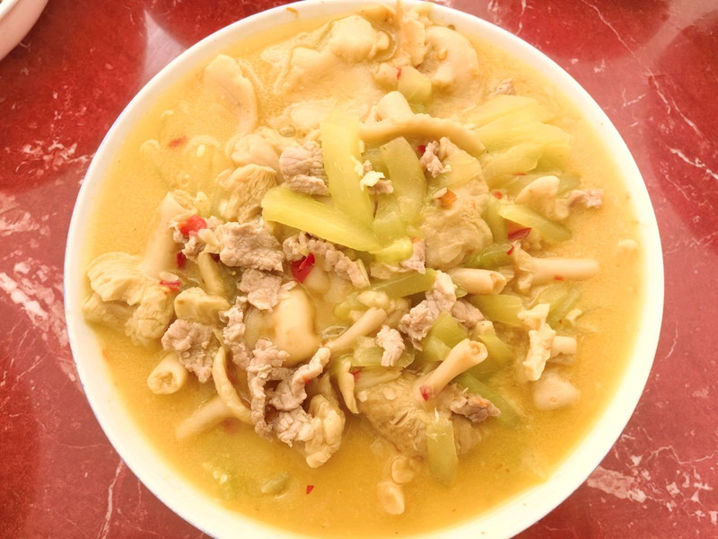 新鲜蘑菇炒肉
