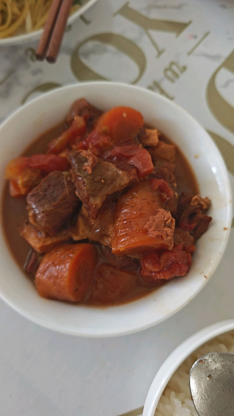西红柿炖牛肉