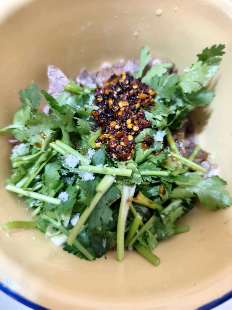 香菜拌牛肉
