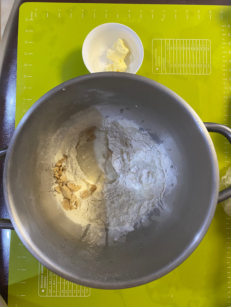 红豆肉松吐司（250克3个）—咸香松软，口感丰富超好吃！
