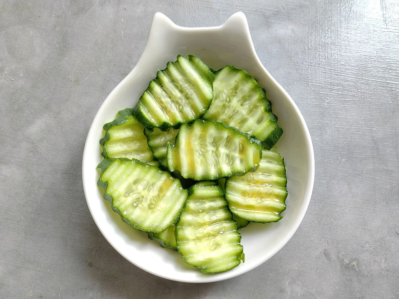 盐渍青瓜虾仁滑蛋饭