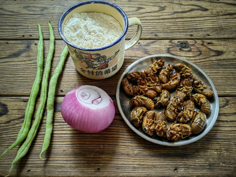 山东人的专属干粮——季节限定的蠽蟟螝豆橛子披萨