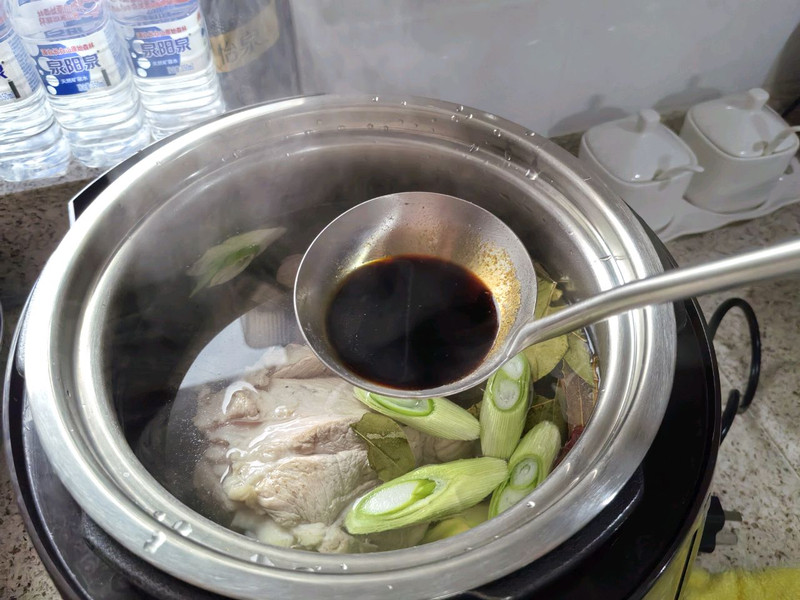 大棒骨白菜炖冻豆腐