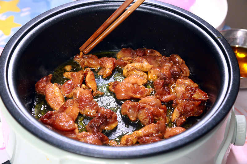 快手菜土豆鸡肉焖饭