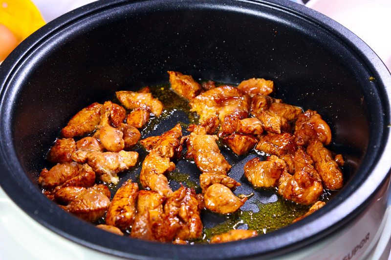 快手菜土豆鸡肉焖饭