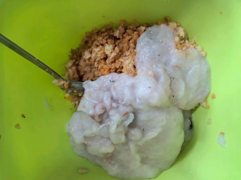 鳕鱼时蔬饼