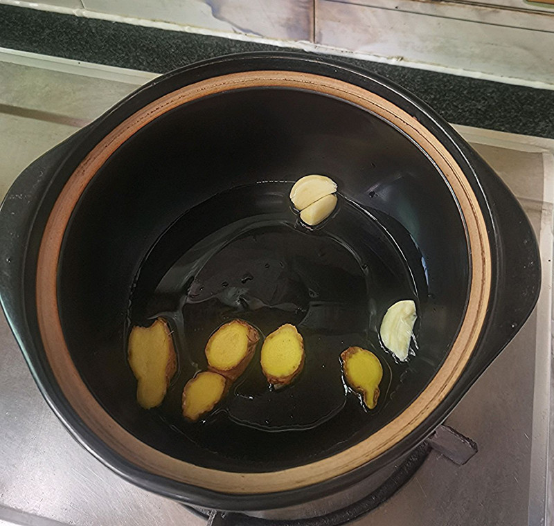 潮汕豆酱咸鱼煲-原汁原味
