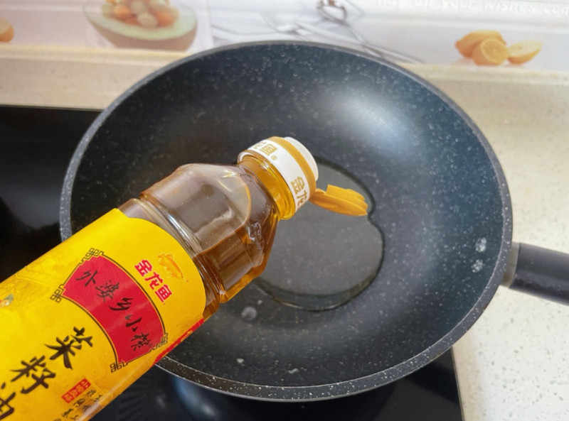 丝瓜炒油条