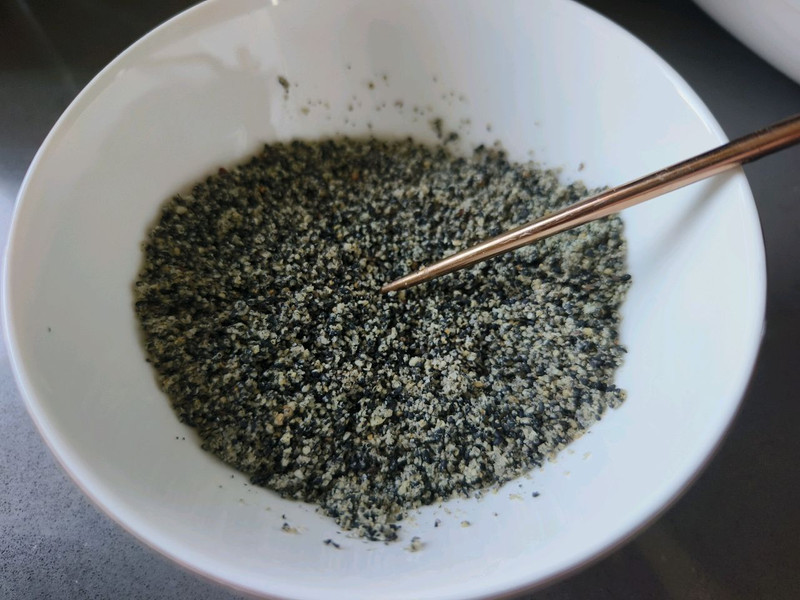 黑芝麻馒头