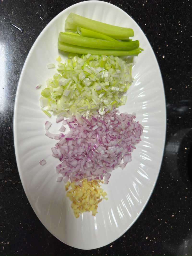 千里香，黑葱油