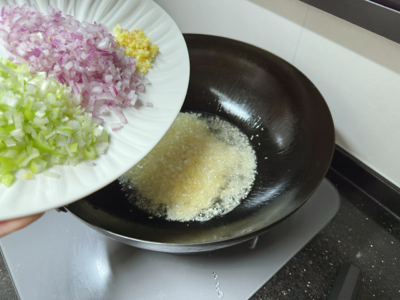 千里香，黑葱油