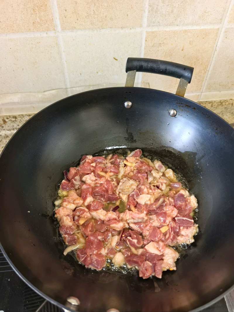 孜然羊肉粒