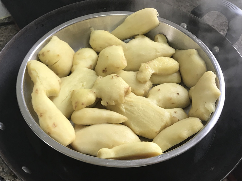 月子食谱 驱寒暖胃 猪脚姜醋