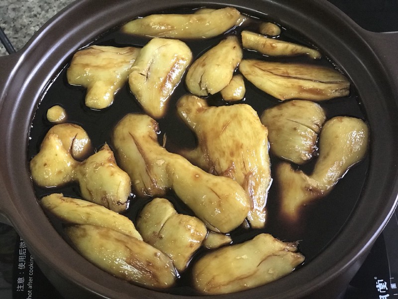 月子食谱 驱寒暖胃 猪脚姜醋