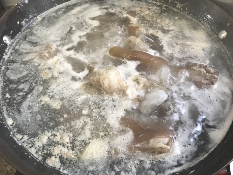 月子食谱 驱寒暖胃 猪脚姜醋