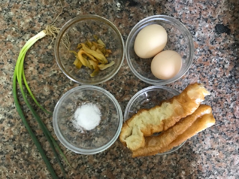 油条蒸水蛋，秒光3碗饭