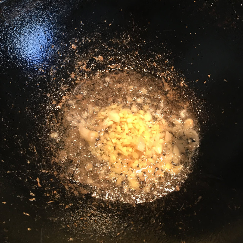 酸辣腰花