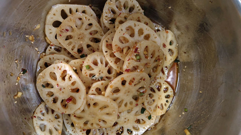 炝拌藕片