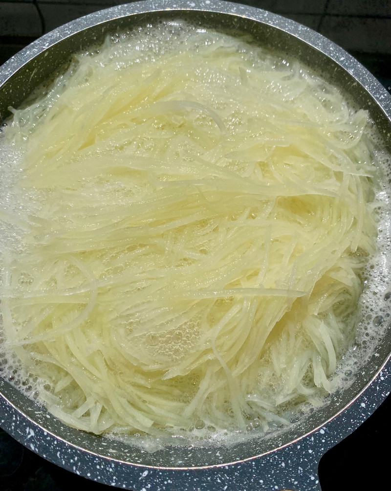 炝拌土豆丝