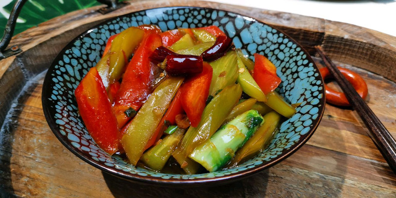 【素炒双萃】素食莴笋胡萝卜