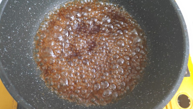 秒胜川菜馆的红糖糍粑