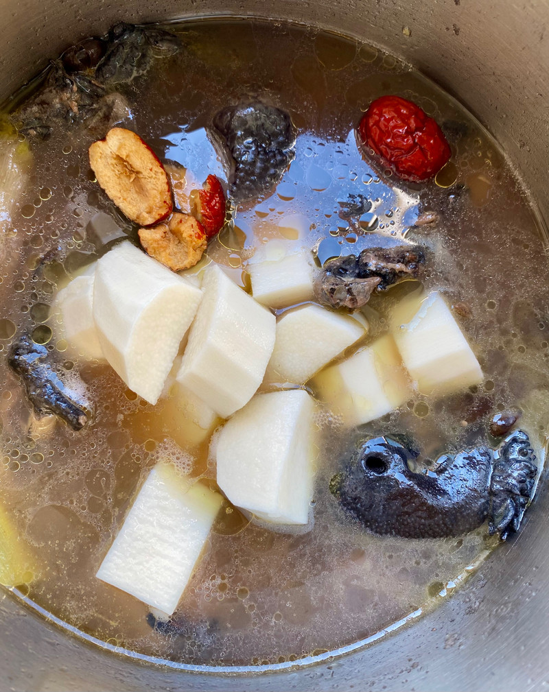 黑豆乌鸡汤 黑豆乌鸡汤