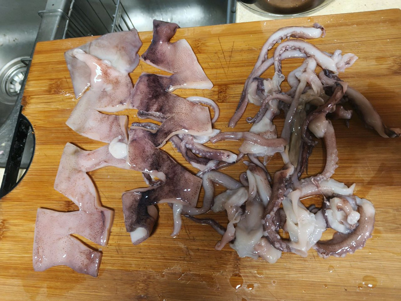 烤鱿鱼串
