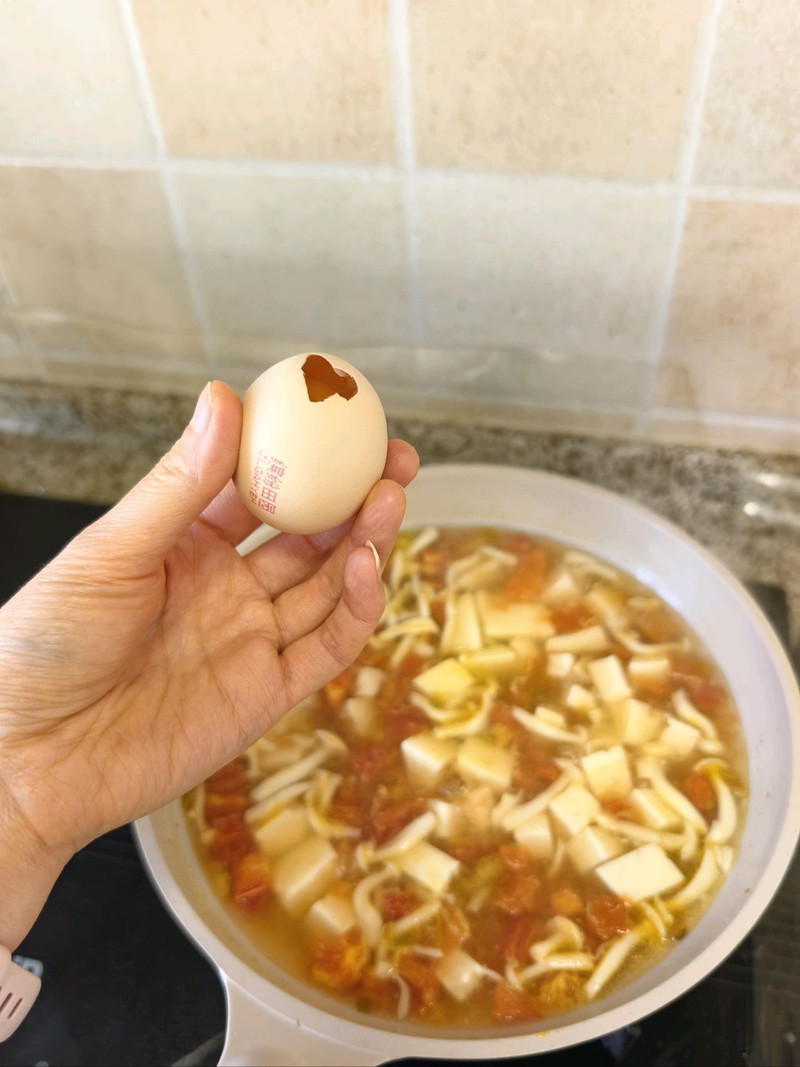 番茄菌菇豆腐汤