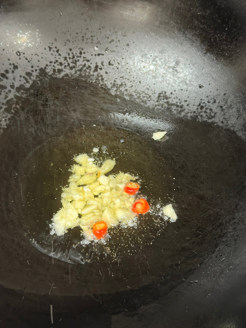 菜心炒蘑菇，口蘑